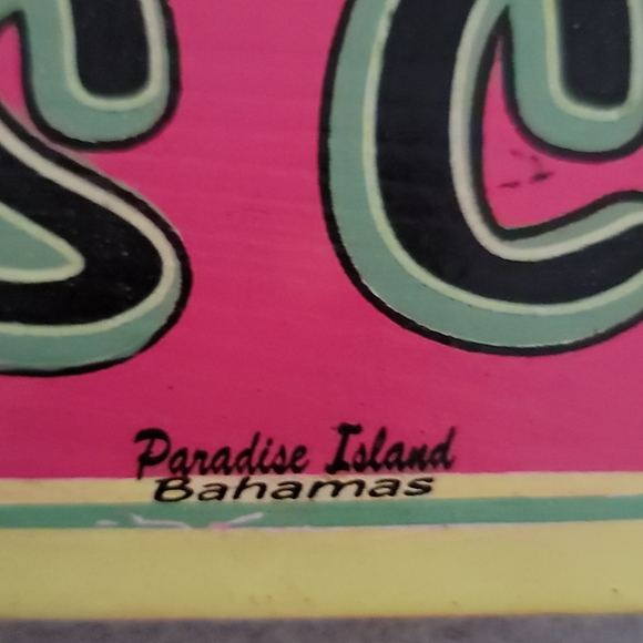 Decorative wooden display from 2010. - Picture 2 of 3